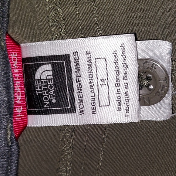 The North Face athletic shorts NWOT - Picture 7 of 8